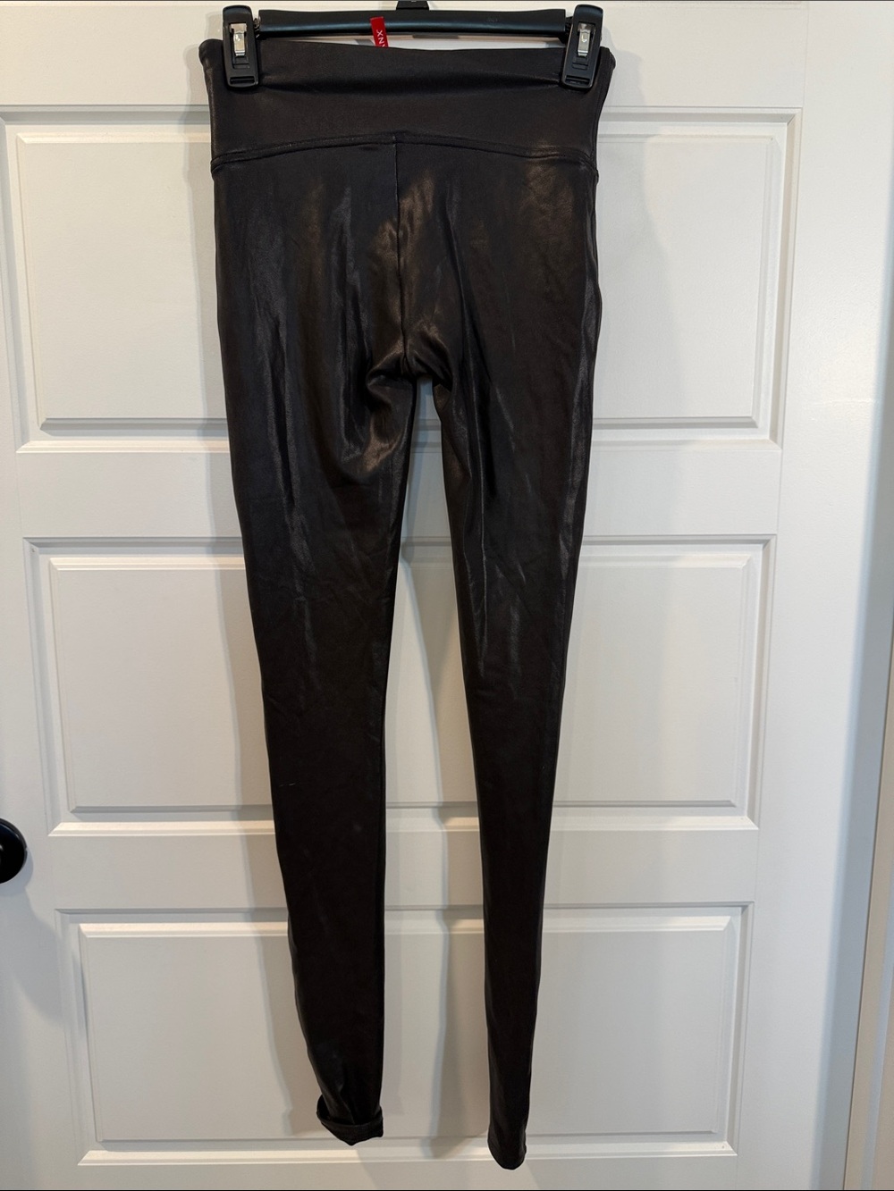 SPANX Faux Leather Leggings in Black medium - Picture 7 of 7